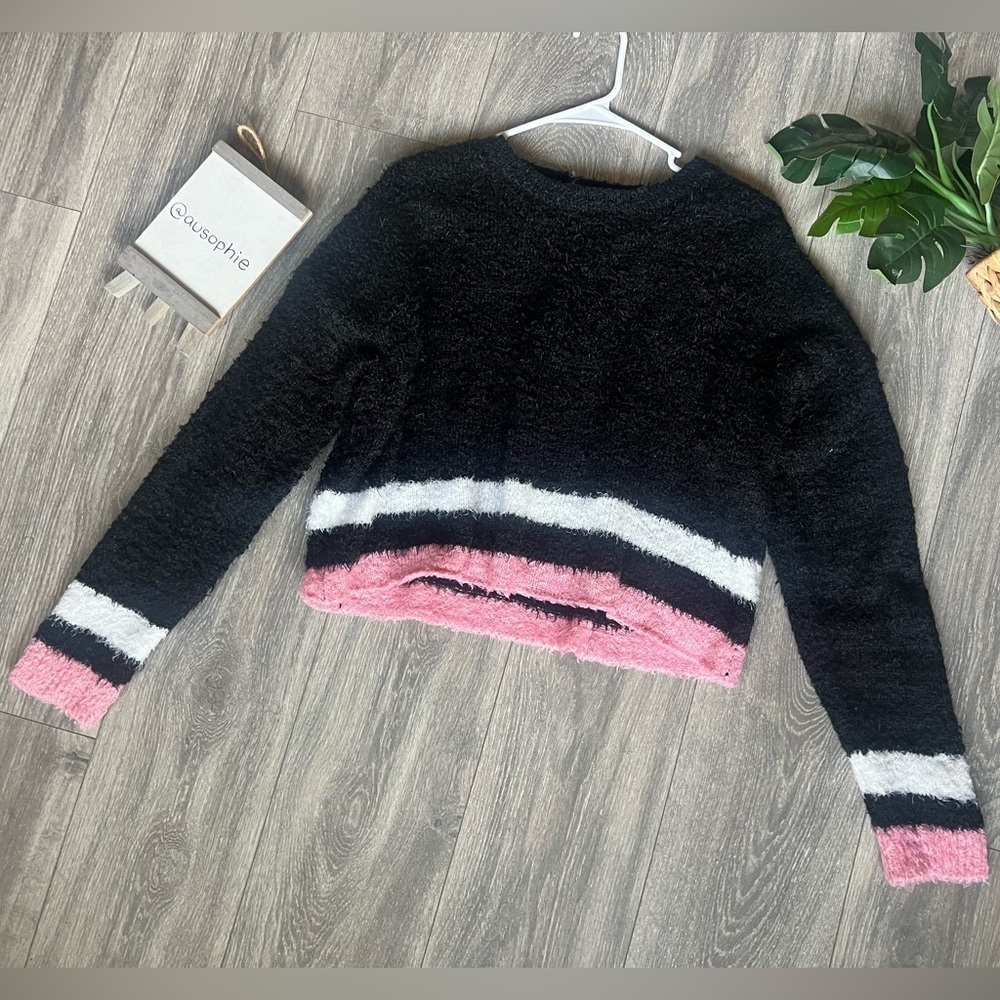 Self esteem boxy cropped black pink and white eyelash fabric sweater Y2K XL
